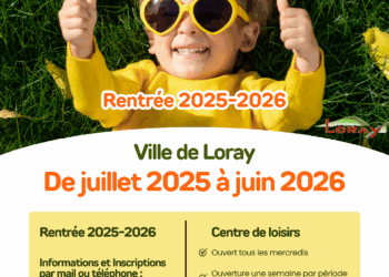 affiche annonce inscriptions rentrée périscolaire simple moderne vert jaune orange 2